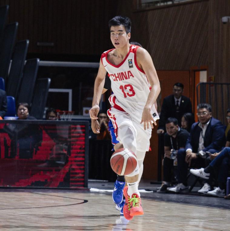 攻防一体，张懿赵杰22分钟轰下27分6板5助4断助中国大胜蒙古